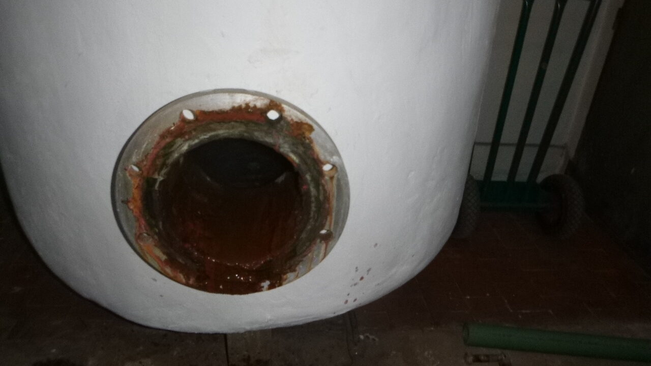 Desinfecção de redes água quente sanitária 51